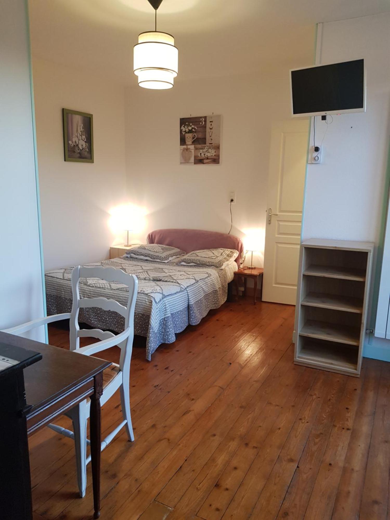 D'hotes Anne-marie Chatillon-sur-Indre